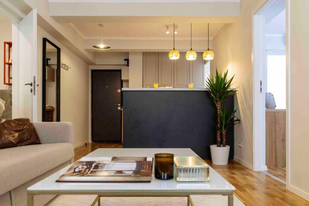 Apartament Stunning Views 2Br Intercontinental Flat Bukareszt Zewnętrze zdjęcie