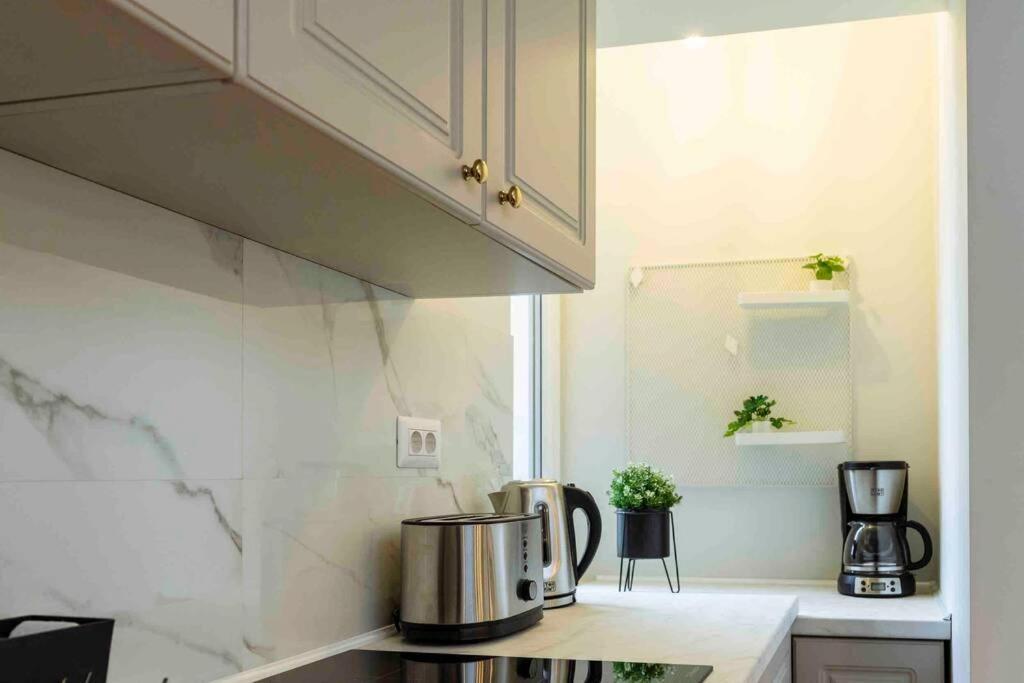 Apartament Stunning Views 2Br Intercontinental Flat Bukareszt Zewnętrze zdjęcie
